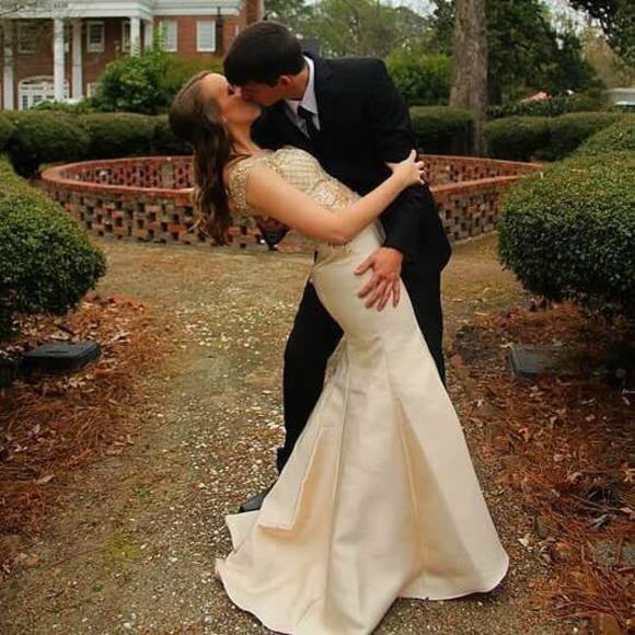 Meet your Posher, Hailey - Picture 1 of 1